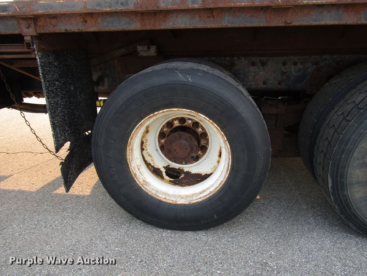 image for item DH2563 2006 International 7600 dump truck