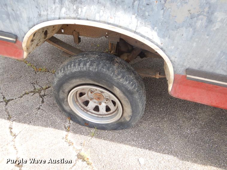 image for item ED9323 1990 Ford F150 pickup truck