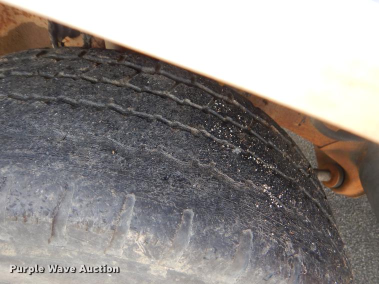 image for item ED9323 1990 Ford F150 pickup truck