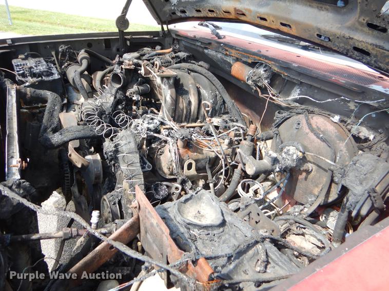 image for item ED9323 1990 Ford F150 pickup truck