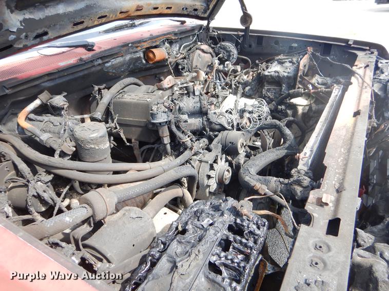 image for item ED9323 1990 Ford F150 pickup truck