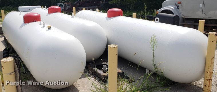 image for item ET9876 (4) propane tanks