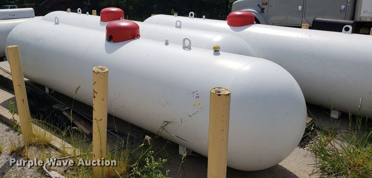 image for item ET9876 (4) propane tanks
