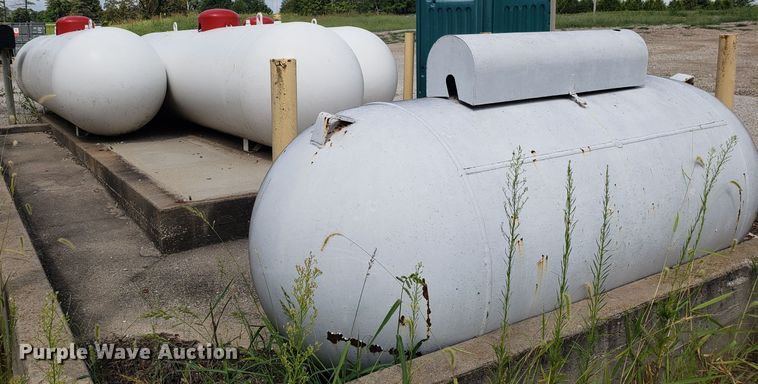 image for item ET9876 (4) propane tanks