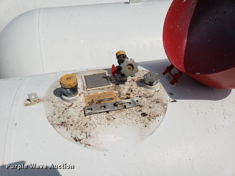 image for item ET9876 (4) propane tanks