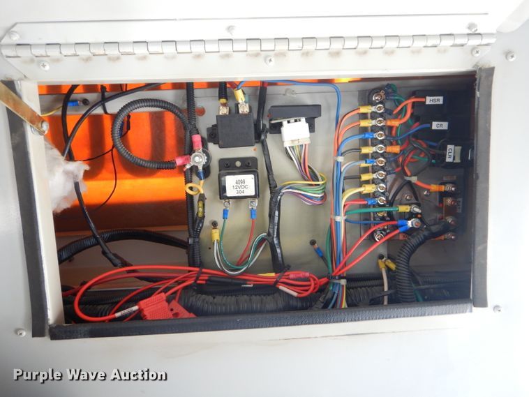 image for item FC9934 2005 Ford E450 shuttle bus