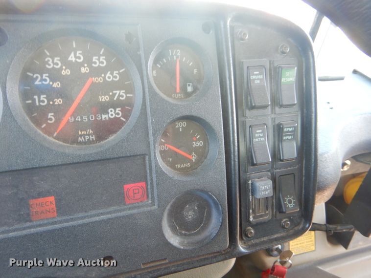 image for item FC9935 2003 Freightliner FS65 Thomas school bus