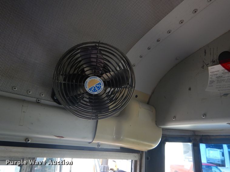 image for item FC9935 2003 Freightliner FS65 Thomas school bus