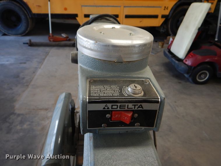 image for item FG9772 Delta radial arm saw