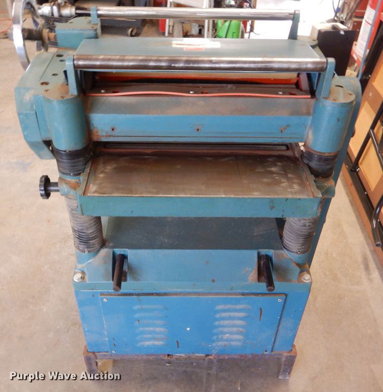 image for item FG9773 Wood planer