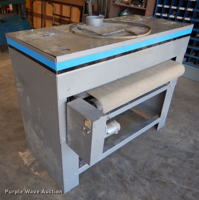 image for item FG9774 Woodsmaster Tool W-3875 drum sander