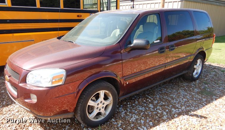 image for item FG9775 2008 Chevrolet Uplander LS van