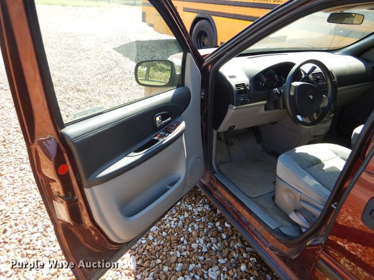 image for item FG9775 2008 Chevrolet Uplander LS van