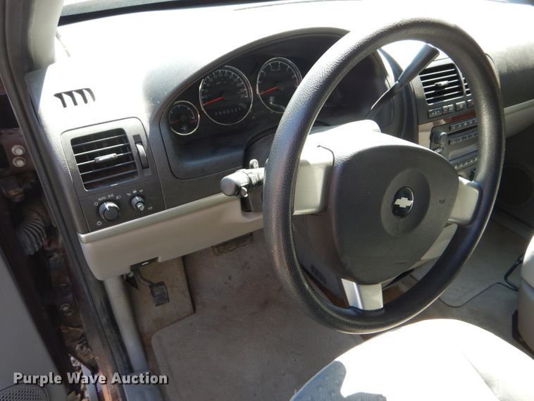 image for item FG9775 2008 Chevrolet Uplander LS van