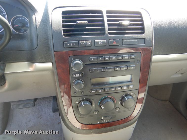 image for item FG9775 2008 Chevrolet Uplander LS van