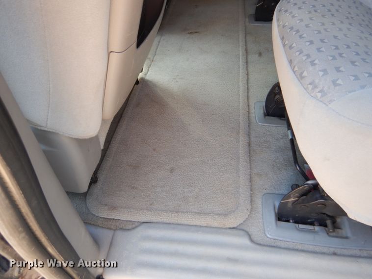 image for item FG9775 2008 Chevrolet Uplander LS van