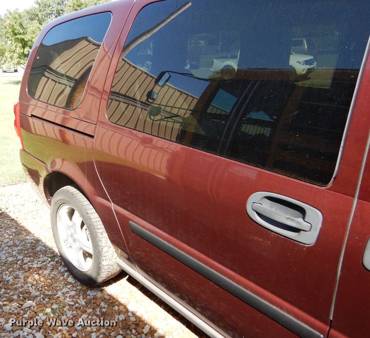 image for item FG9775 2008 Chevrolet Uplander LS van