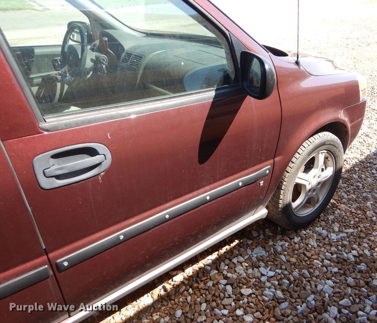 image for item FG9775 2008 Chevrolet Uplander LS van