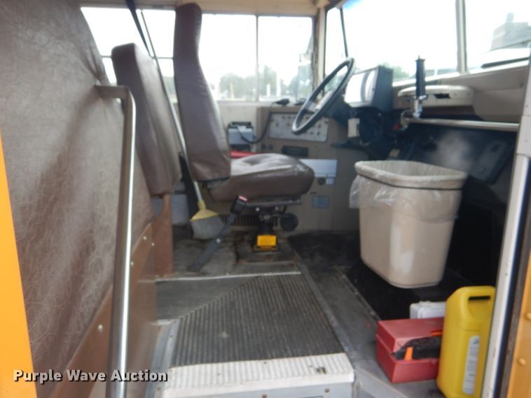 image for item FG9814 1994 Chevrolet Blue Bird school bus