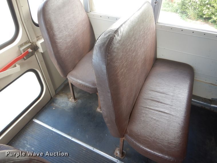 image for item FG9814 1994 Chevrolet Blue Bird school bus