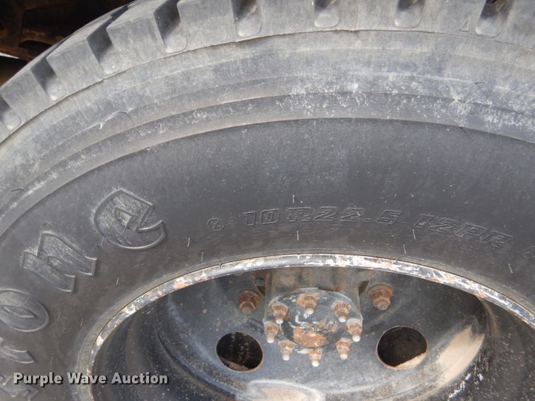 image for item FG9814 1994 Chevrolet Blue Bird school bus