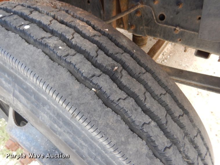 image for item FG9814 1994 Chevrolet Blue Bird school bus