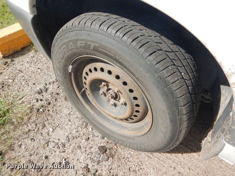 image for item FG9815 2000 Dodge Caravan mini van