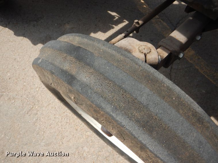 image for item FG9816 Satoh S-650G tractor