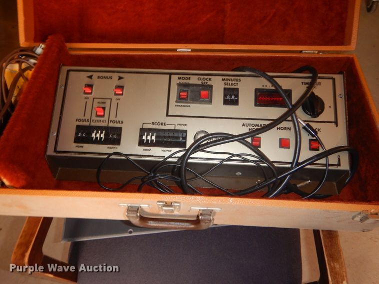 image for item FG9822 Fair Play BB-6200 basketball score board