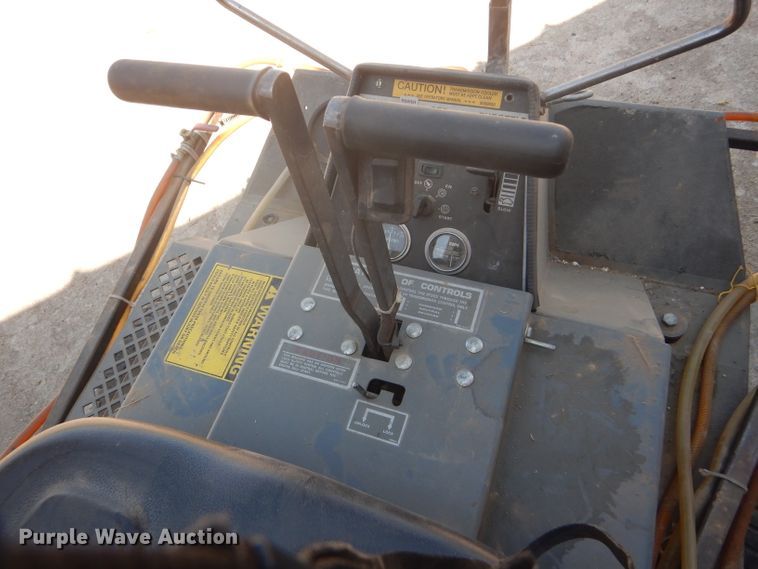 image for item FG9823 Grazer G1890V ZTR lawn mower