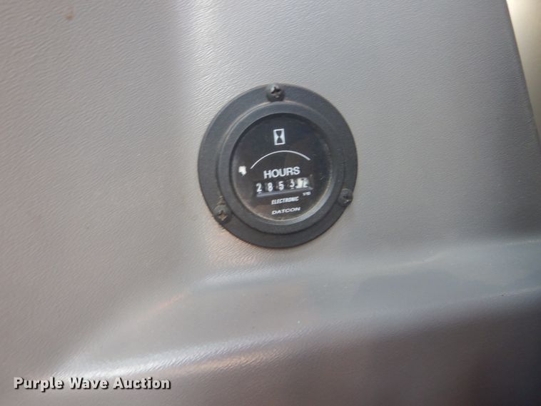 image for item FG9825 2002 Ford E450 ambulance