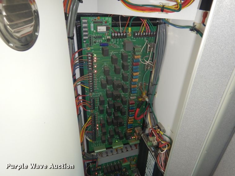 image for item FG9825 2002 Ford E450 ambulance