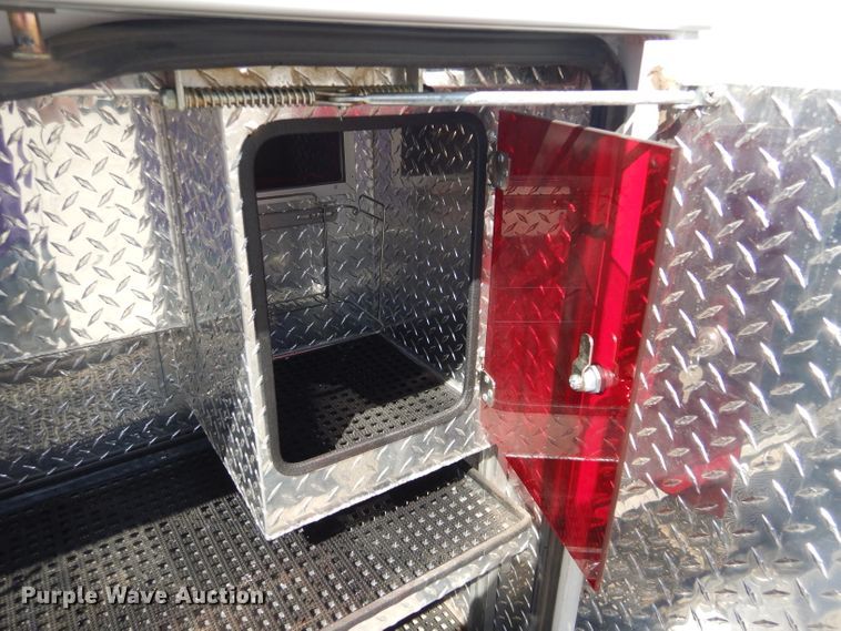 image for item FG9825 2002 Ford E450 ambulance