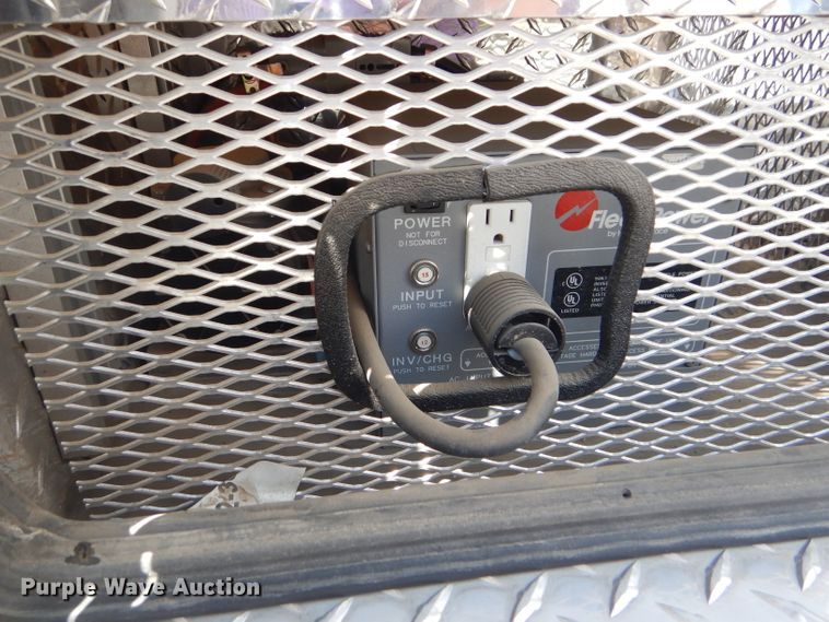 image for item FG9825 2002 Ford E450 ambulance