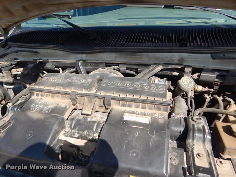 image for item FG9825 2002 Ford E450 ambulance