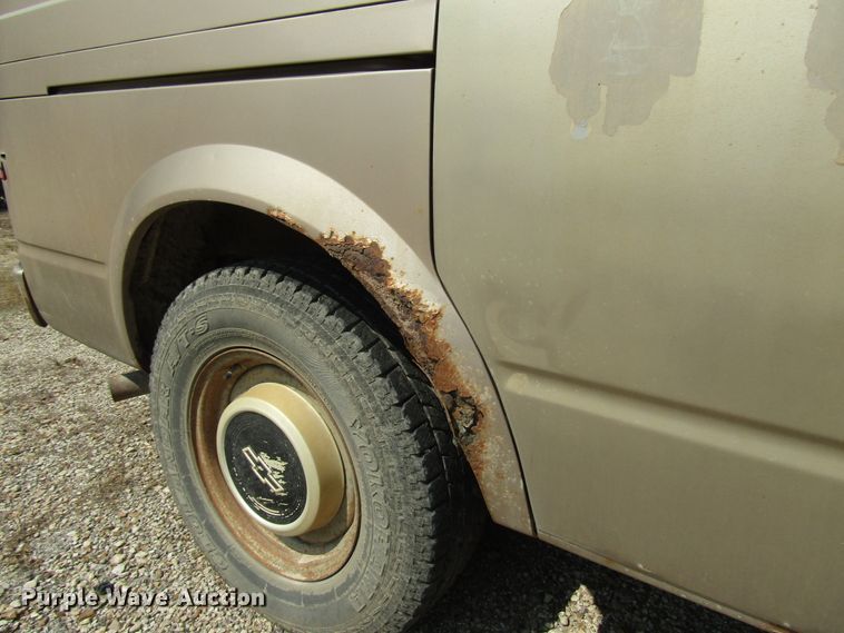 image for item FO9338 1993 Chevrolet Astro van