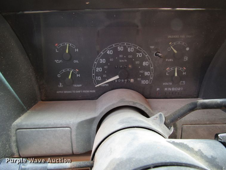 image for item FO9338 1993 Chevrolet Astro van