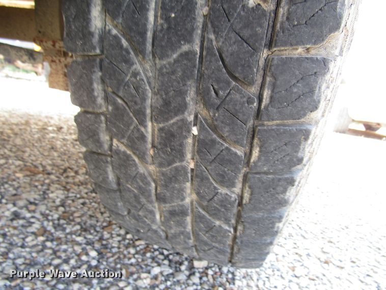 image for item FO9338 1993 Chevrolet Astro van