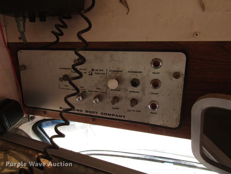 image for item FO9339 1992 Chevrolet G30 school bus