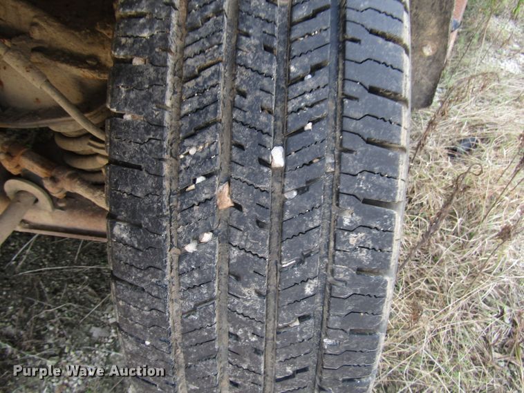 image for item FO9339 1992 Chevrolet G30 school bus