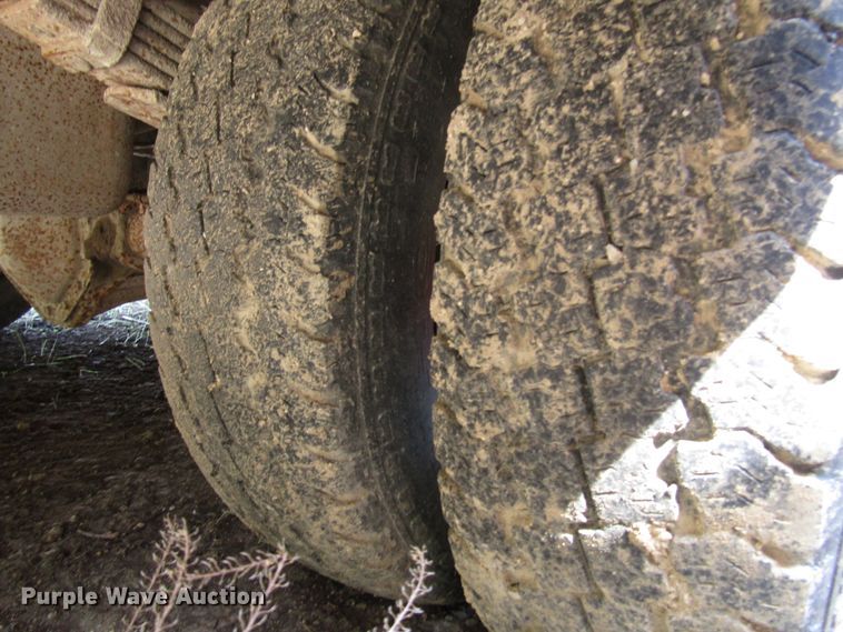 image for item FO9339 1992 Chevrolet G30 school bus