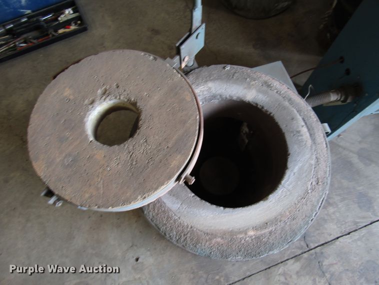 image for item FO9345 Johnson Foundary furnace