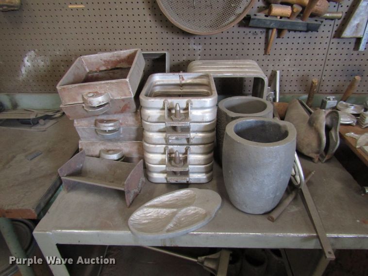 image for item FO9345 Johnson Foundary furnace