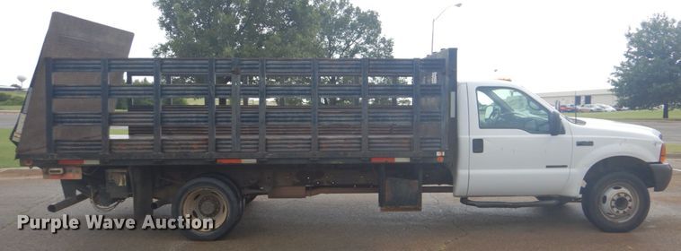 image for item FT9459 2000 Ford F450 Super Duty flatbed truck