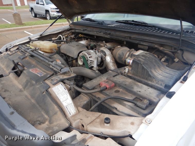 image for item FT9459 2000 Ford F450 Super Duty flatbed truck