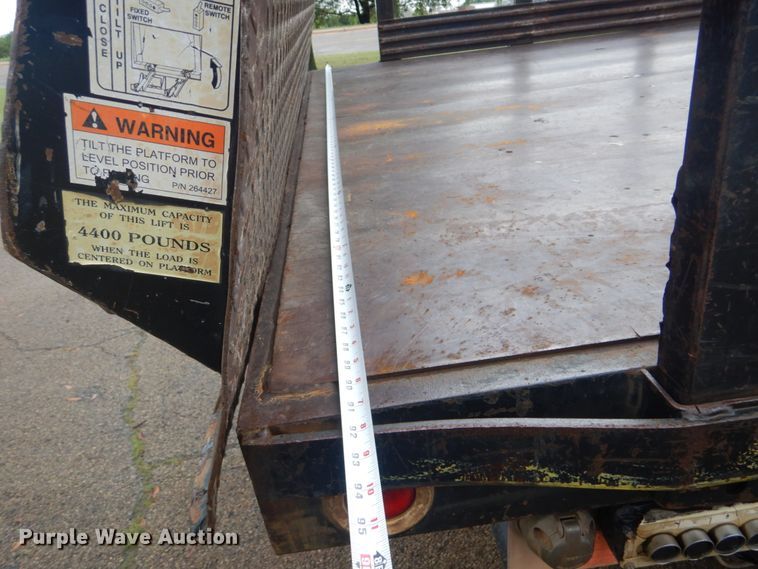 image for item FT9459 2000 Ford F450 Super Duty flatbed truck