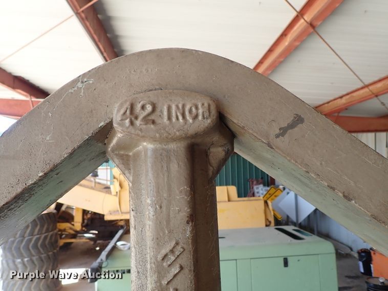 image for item GB9361 Blackhawk R251 press