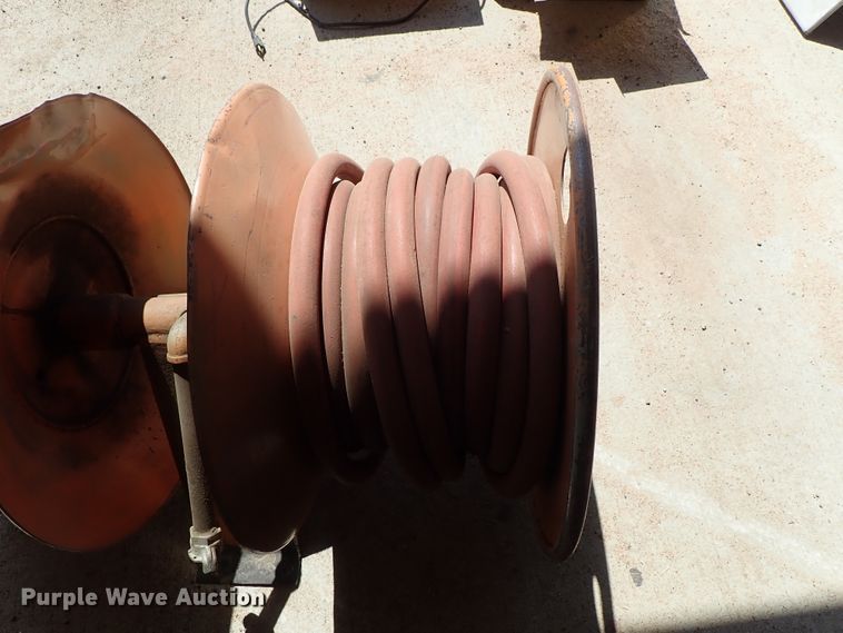 image for item GB9363 Double air hose reel