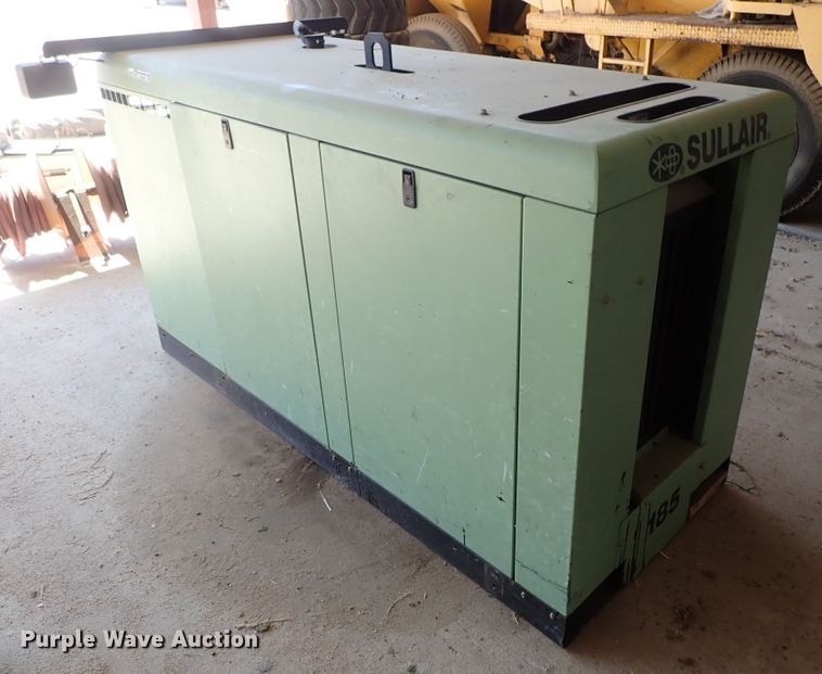 image for item GB9364 Sullair 185 air compressor