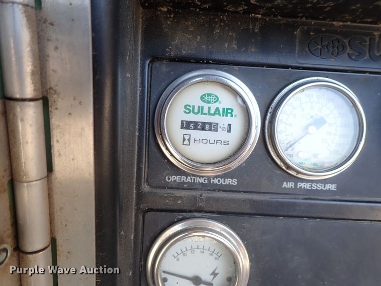image for item GB9364 Sullair 185 air compressor